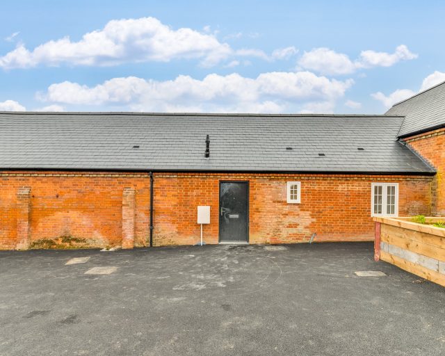 The Old Stables, Park Farm, Green Lane, Bedford