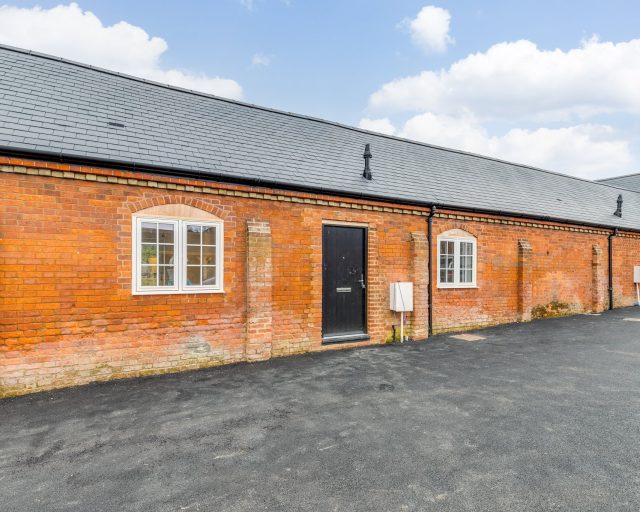 The Old Stables, Park Farm, Green Lane, Bedford