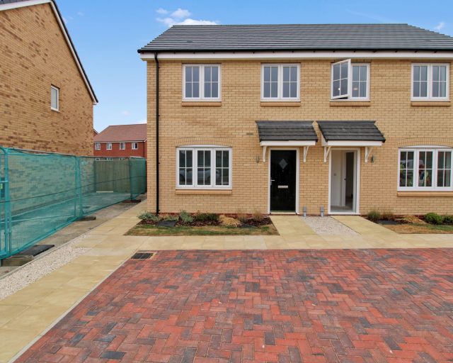 New Cardington, Bedford