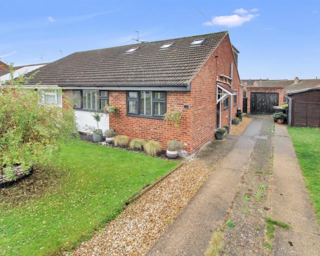 Paddock Close, Bedford