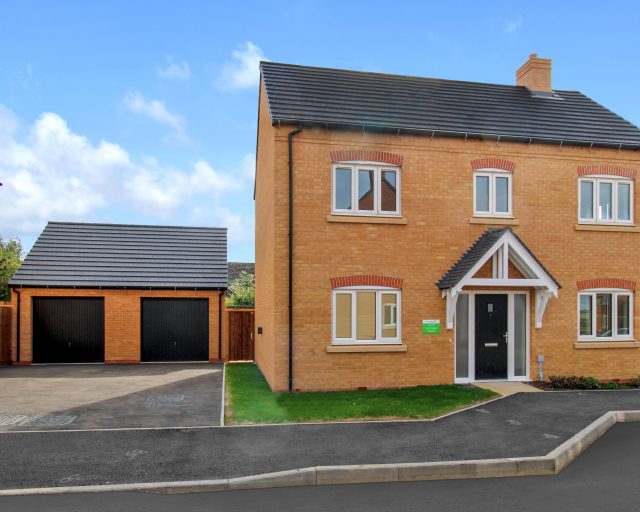 Oak Grove, Dunton, SG18