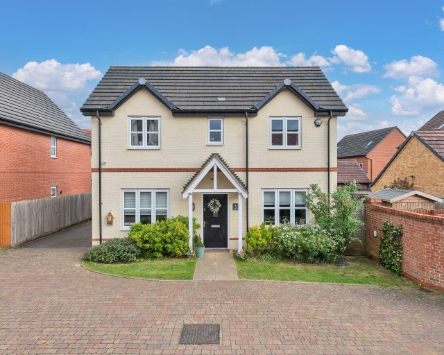 Poppy Drive, Ampthill, MK45