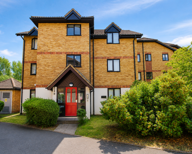 Redwood Grove, Bedford, MK42