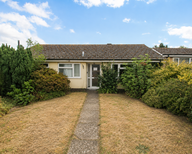 Park Close, Moggerhanger, MK44