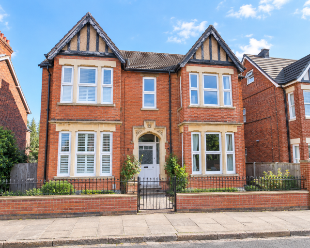 Goldington Avenue, Bedford, MK40